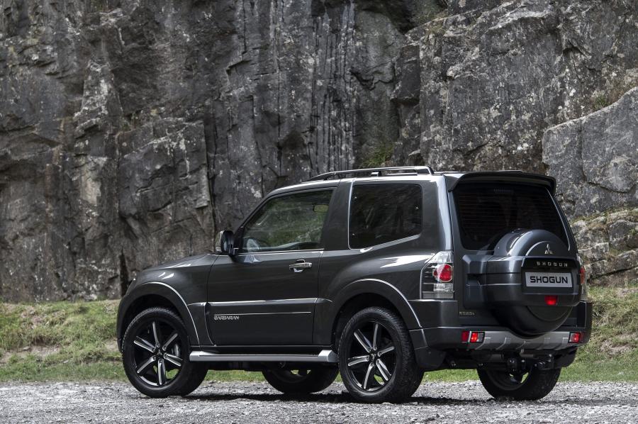  Mitsubishi Shogun SWB Barbarian 2015 года  (фото 9 из 22)